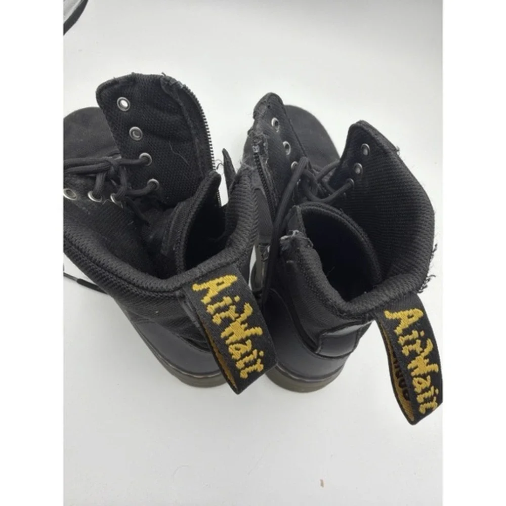 Dr. Martens Combs Youth Boots Black Canvas Side Zip US 5Y / EU 37.       ‎ 1587